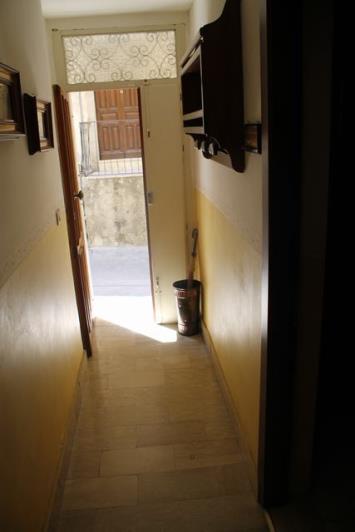 Image No.8-3 Bed Townhouse for sale