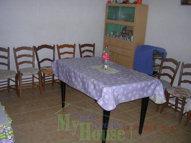 Image No.5-Maison de campagne de 1 chambre à vendre à Cianciana