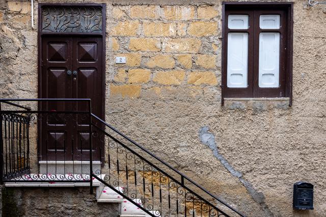 Image No.35-2 Bed Townhouse for sale