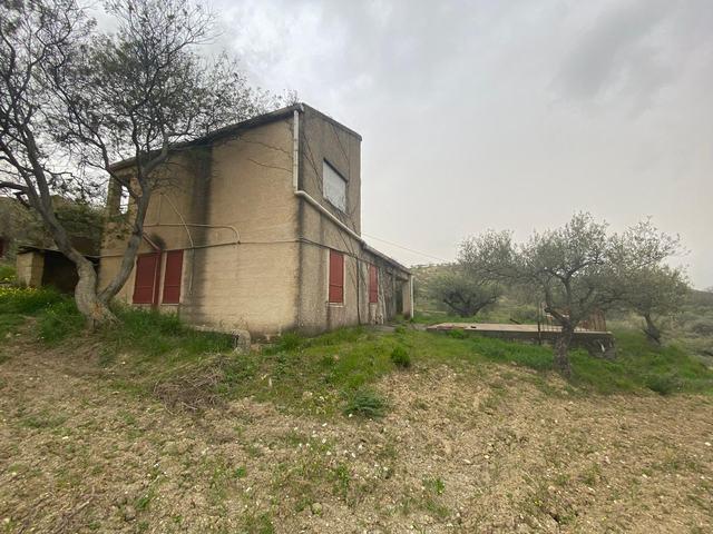 Image No.7-Maison de campagne de 1 chambre à vendre à Alessandria della Rocca