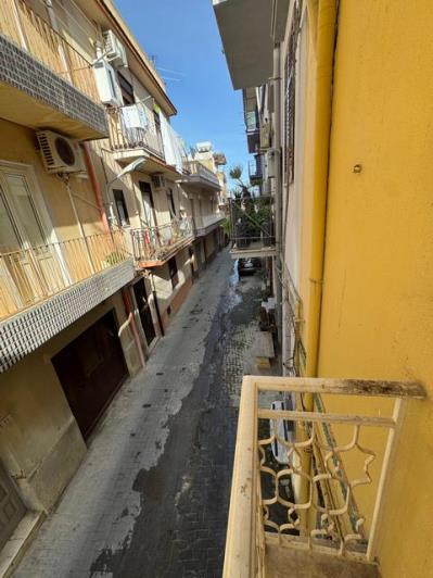 Image No.5-2 Bed Townhouse for sale