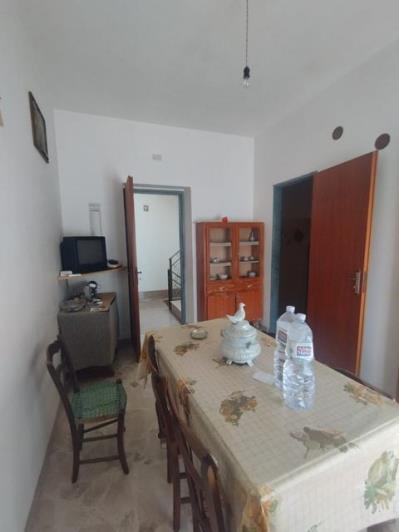 Image No.21-Maison de 2 chambres à vendre à Santo Stefano Quisquina