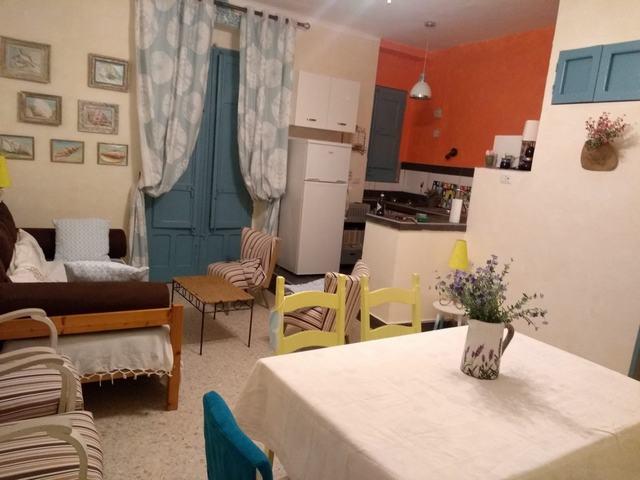 Image No.4-2 Bed Townhouse for sale