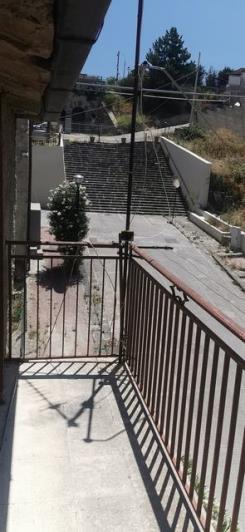 Image No.28-3 Bed Townhouse for sale