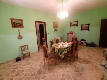 cffdb0de-d10d-4200-a039-74f8f9f03f79