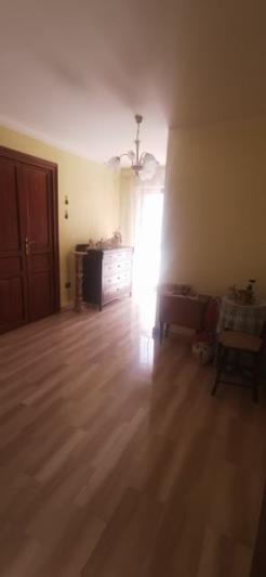 Image No.20-3 Bed Townhouse for sale