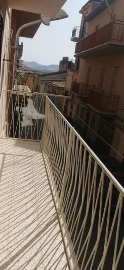 Image No.24-3 Bed Townhouse for sale