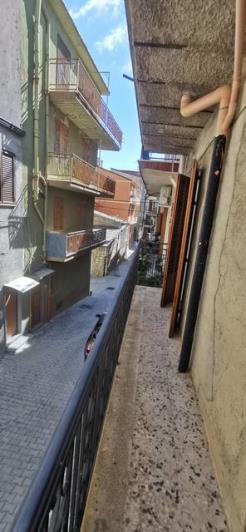 Image No.10-3 Bed Townhouse for sale