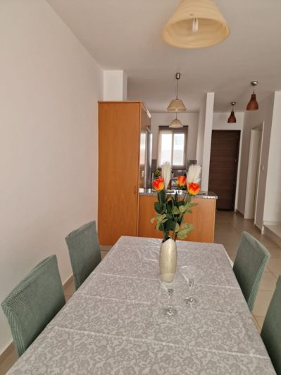 Image No.5-2 Bed Townhouse for sale