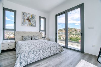 Penthouse For Sale  in  Parekklisia