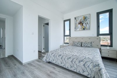 Penthouse For Sale  in  Parekklisia