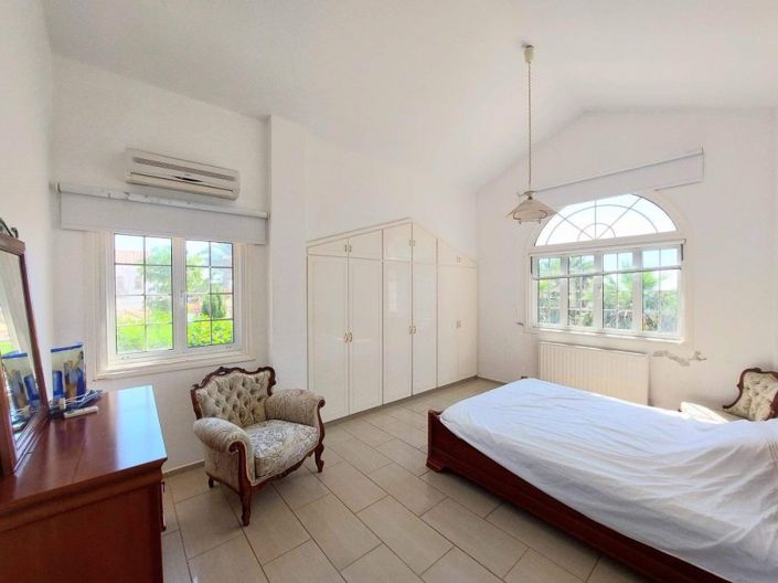 Image No.8-4 Bed Villa for sale