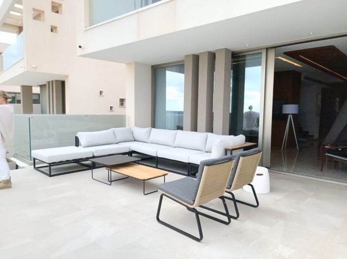 Image No.2-4 Bed Villa for sale