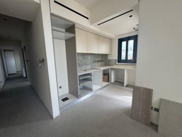 Penthouse For Sale  in  Ypsonas