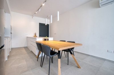 Apartment For Sale  in  Geroskipou