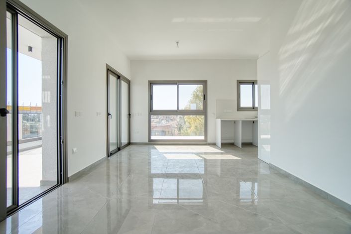 Image No.2-4 Bed Penthouse for sale