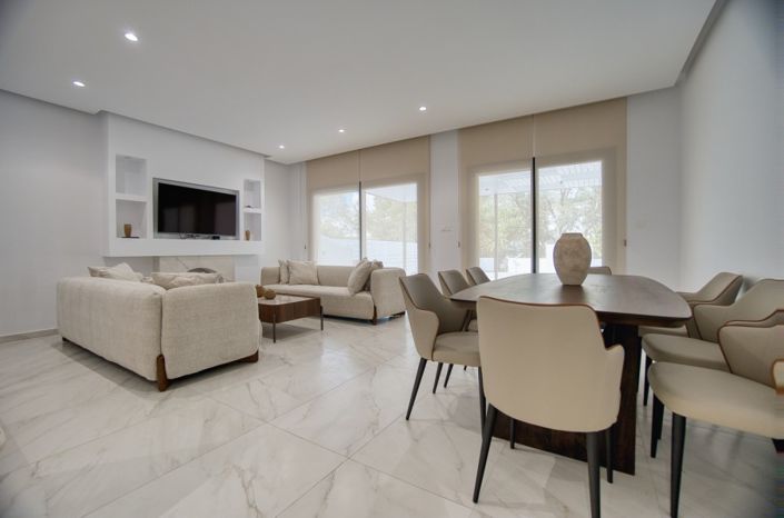 Image No.6-3 Bed Villa for sale