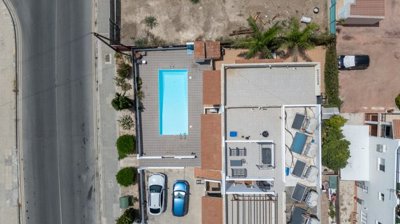 Semi Detached Villa For Sale  in  Kato Paphos - Universal