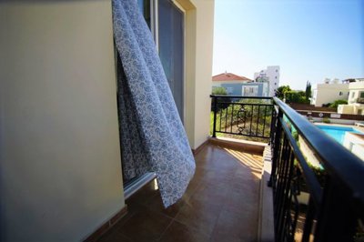 Semi Detached Villa For Sale  in  Kato Paphos - Universal