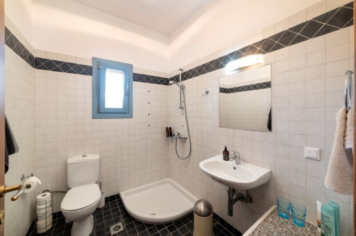 Image No.19-3 Bed Villa for sale