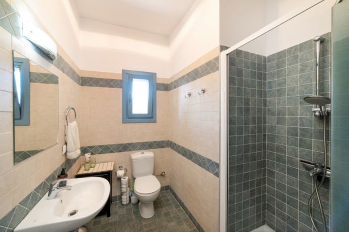 Image No.20-3 Bed Villa for sale