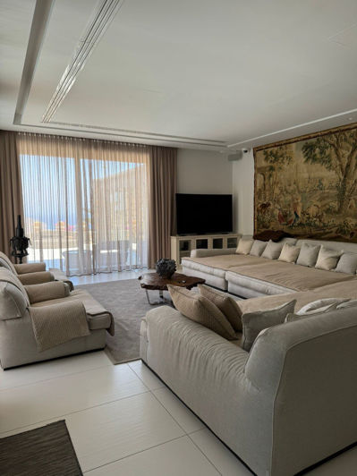 Image No.3-Villa de 6 chambres à vendre à Chavgas 