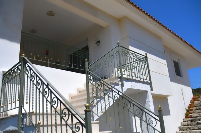 Image No.3-3 Bed House for sale