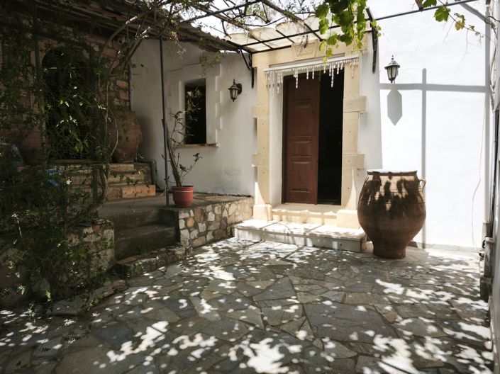 Image No.16-3 Bed House for sale