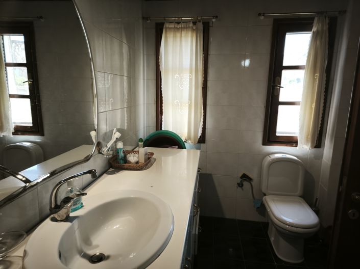 Image No.56-3 Bed House for sale