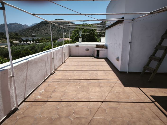 Image No.61-3 Bed House for sale