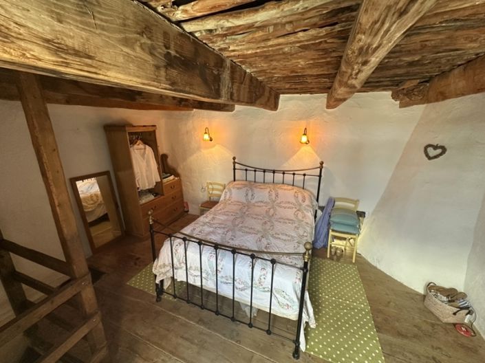 Image No.11-Maison de 1 chambre à vendre à Prina