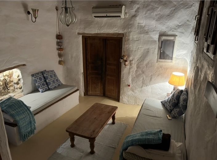 Image No.23-Maison de 1 chambre à vendre à Prina