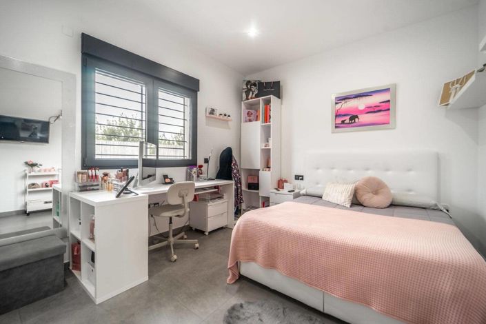 Image No.26-4 Bed Villa for sale