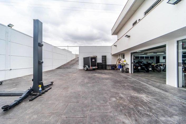 Image No.8-4 Bed Villa for sale