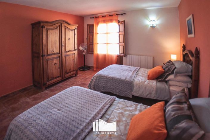 Image No.19-5 Bed Villa for sale