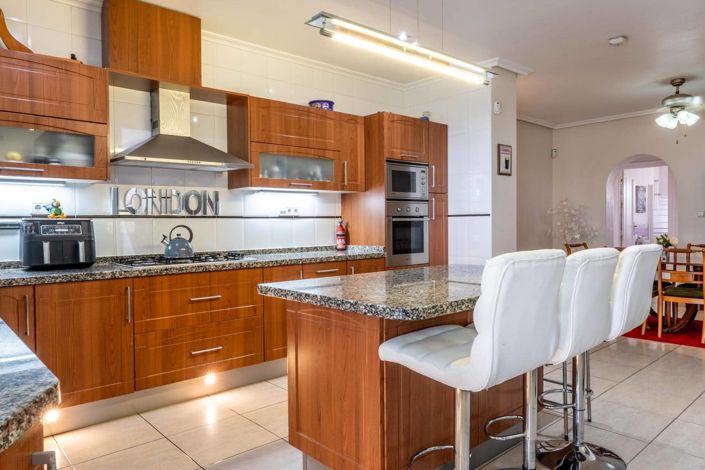 Image No.17-Villa de 6 chambres à vendre à Murcie