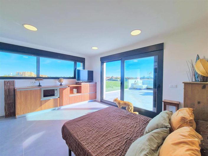 Image No.15-3 Bed Villa for sale