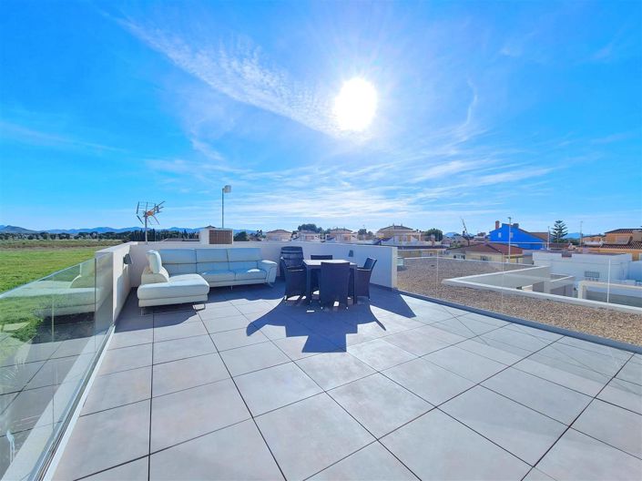 Image No.16-3 Bed Villa for sale