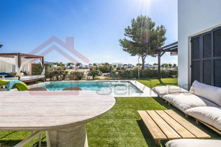 Image No.8-3 Bed Villa for sale