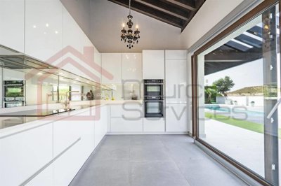 1hgje58t06qvyoeoewyug