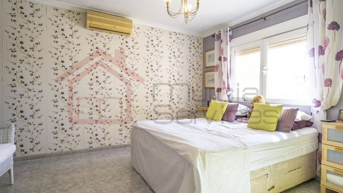 Image No.12-3 Bed Villa for sale