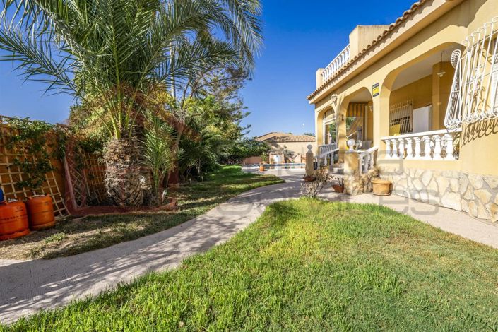 Image No.5-3 Bed Villa for sale