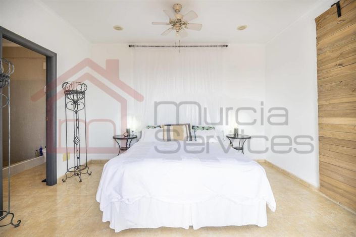 Image No.26-5 Bed Villa for sale