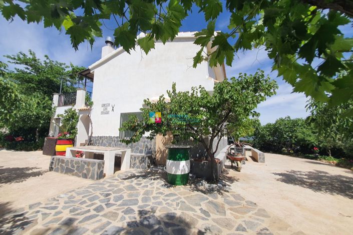 Image No.2-Maison de campagne de 5 chambres à vendre à Sierro