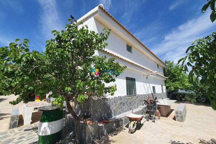 Image No.3-Maison de campagne de 5 chambres à vendre à Sierro