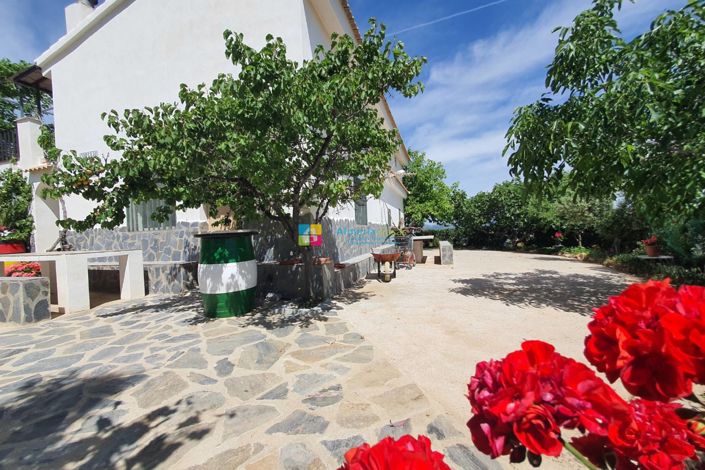 Image No.5-Maison de campagne de 5 chambres à vendre à Sierro