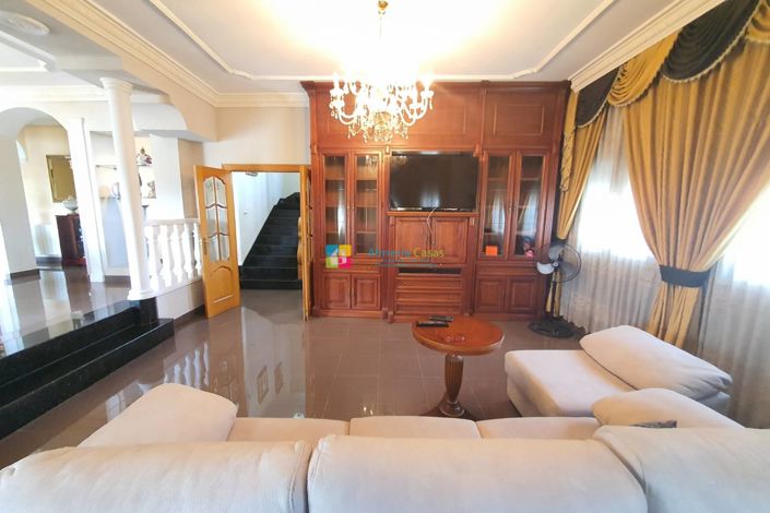 Image No.11-Villa de 4 chambres à vendre à Huercal-Overa