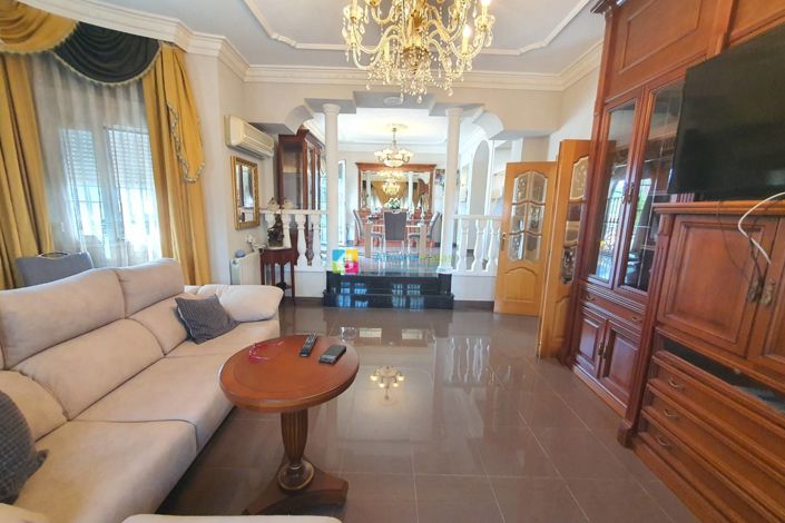 Image No.12-Villa de 4 chambres à vendre à Huercal-Overa