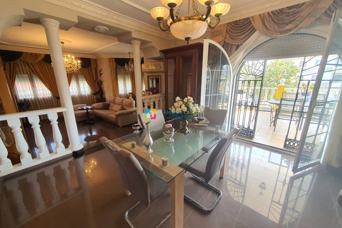 Image No.15-Villa de 4 chambres à vendre à Huercal-Overa