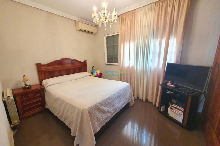 Image No.21-Villa de 4 chambres à vendre à Huercal-Overa